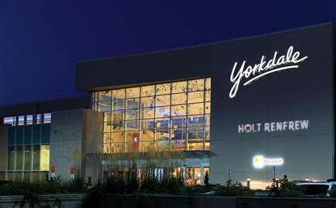 yorkdale shopping centre opening hours.